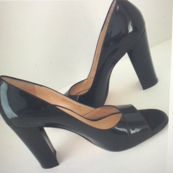 block heel pumps closed toe